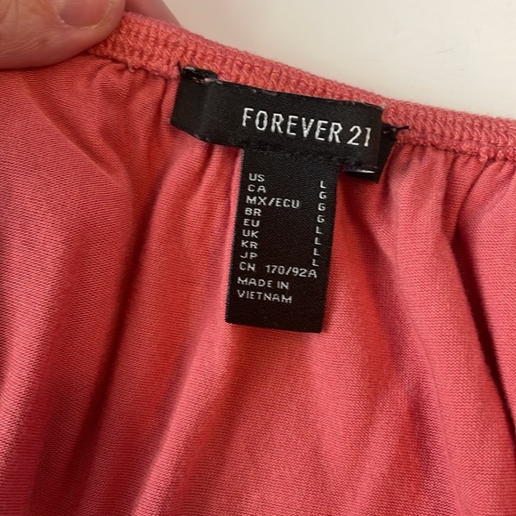 Forever 21 Off Shoulder Ruffle Crop Top - Picture 3 of 4